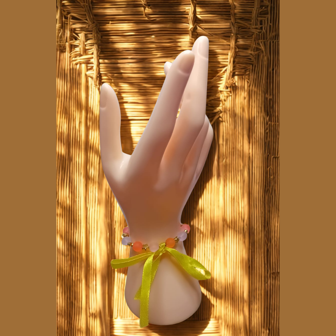 Bracelet with golden stars and yellow lace