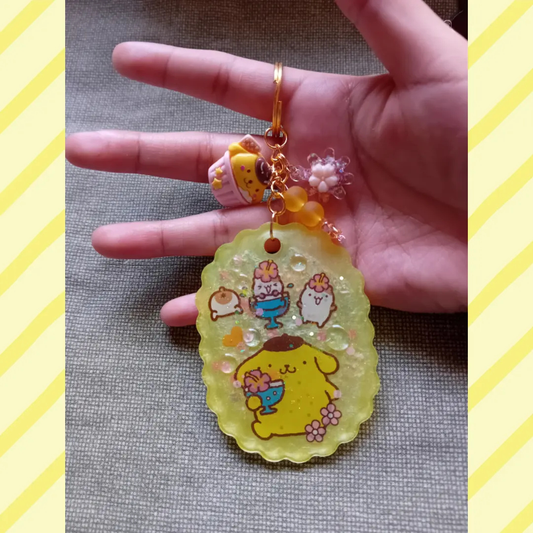 Pomp large keychain